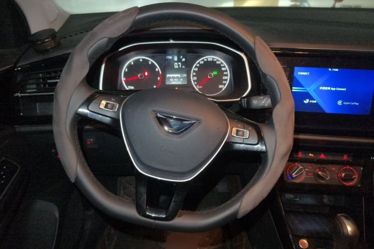 Used Jetta VS5 2022 280TSI Automatic Enjoyment Pro Trim Steering Wheel