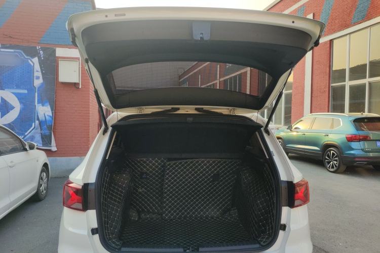 Used Jetta VS5 2022 280TSI Automatic Glory Edition Trunk