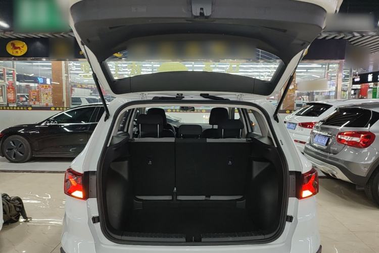 Used Jetta VS5 2022 280TSI Automatic Trendy Pro Version Trunk