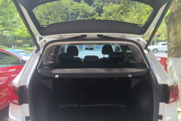 Used Jetta VS5 2022 280TSI Automatic Trendy Pro Version Trunk
