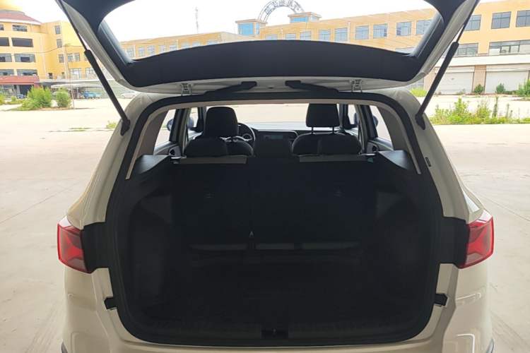 Used Jetta VS5 2022 280TSI Automatic Trend Edition Trunk
