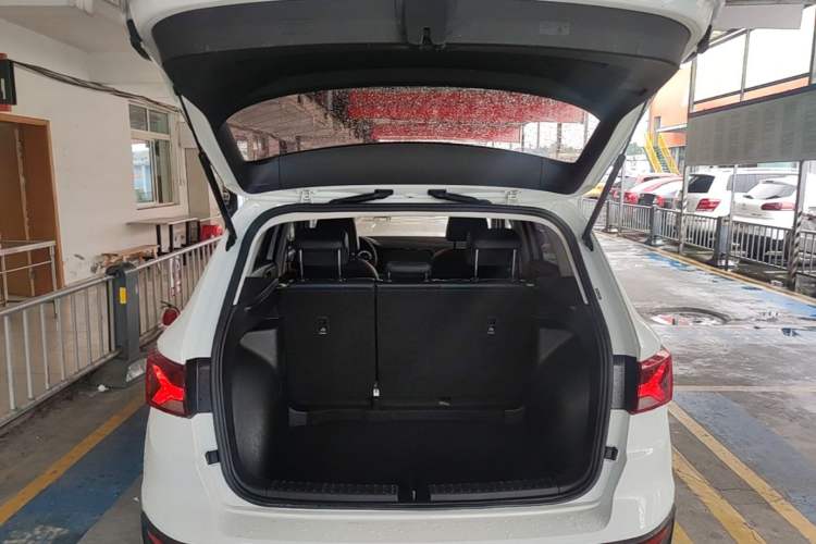 Used Jetta VS5 2022 280TSI Automatic Enjoyment Model Trunk