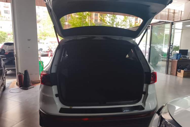 Used Jetta VS5 2022 280TSI Automatic Enjoyment Model Trunk
