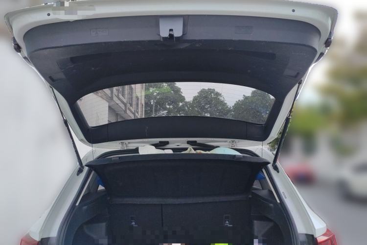 Used Jetta VS5 2022 280TSI Automatic Glory Pro Trunk