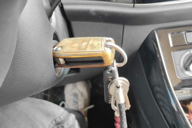 Used Jetta VS5 2022 280TSI Automatic Trendy Pro Version Vehicle Key