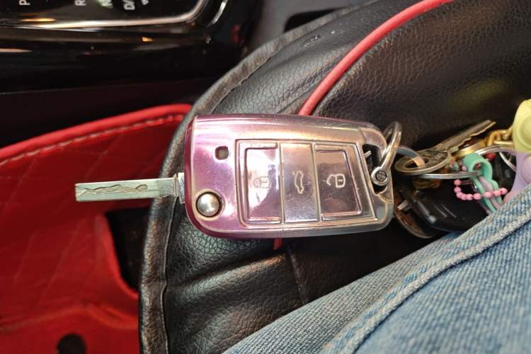 Used Jetta VS5 2022 280TSI Automatic Trendy Pro Version Vehicle Key