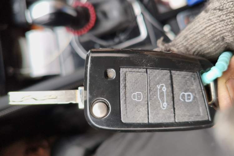 Used Jetta VS5 2022 280TSI Automatic Trend Edition Vehicle Key