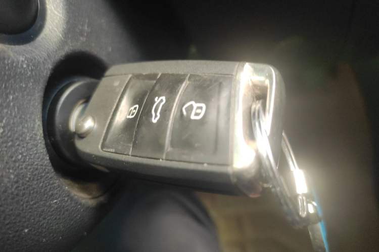 Used Jetta VS5 2022 280TSI Automatic Trendy Pro Version Vehicle Key