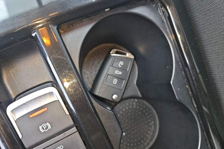 Used Jetta VS5 2022 280TSI Automatic Glory Edition Vehicle Key