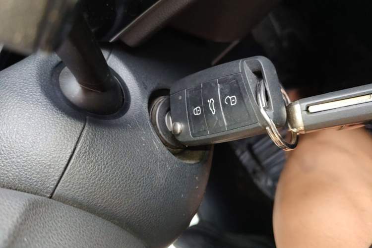 Used Jetta VS5 2022 280TSI Automatic Trendy Pro Version Vehicle Key