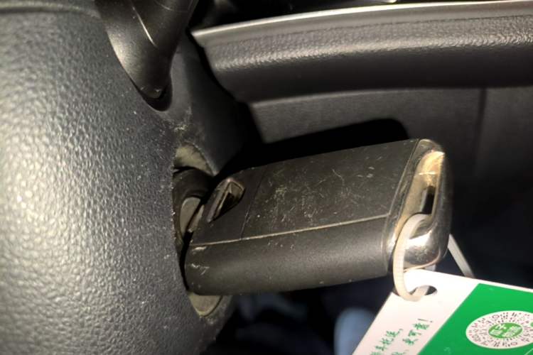 Used Jetta VS5 2022 280TSI Manual Advanced Pro Trim Vehicle Key