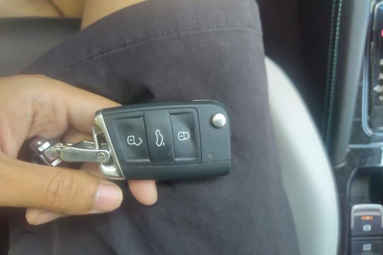 Used Jetta VS5 2022 280TSI Automatic High-Gloss Enjoyment Model Vehicle Key