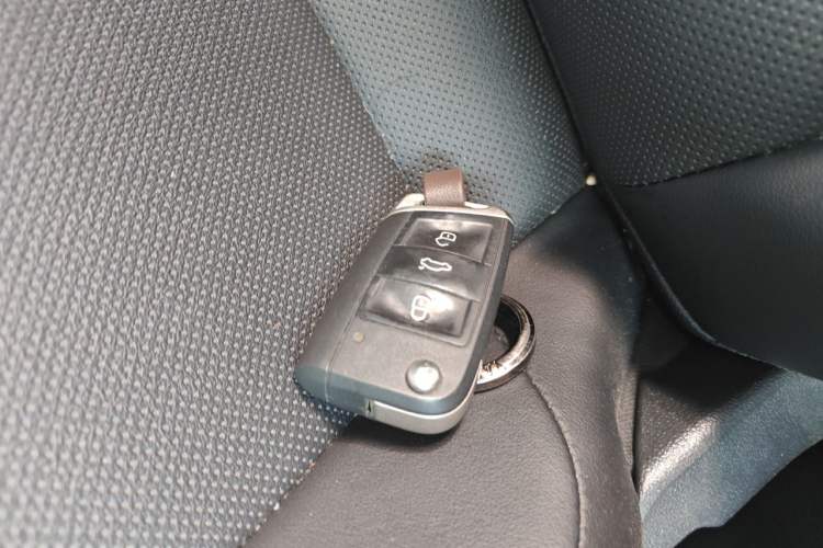 Used Jetta VS5 2022 280TSI Automatic Enjoyment Pro Trim Vehicle Key