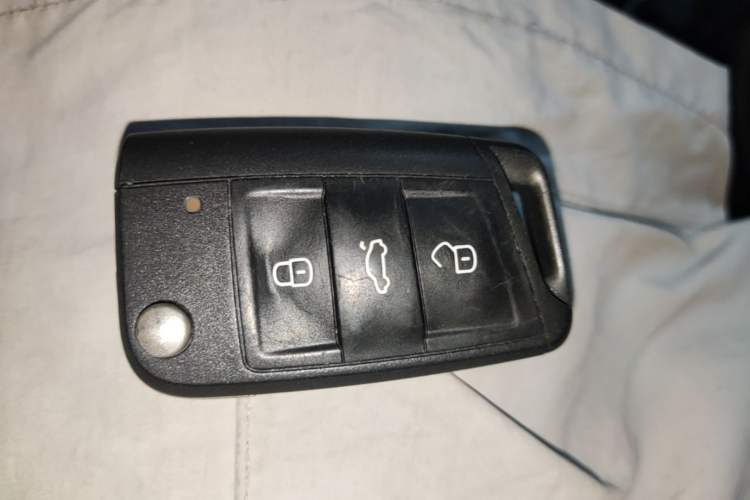 Used Jetta VS5 2022 280TSI Automatic Glory Pro Vehicle Key