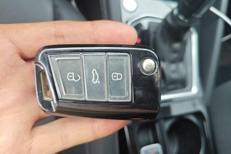 Used Jetta VS5 2022 280TSI Automatic Enjoyment Model Vehicle Key