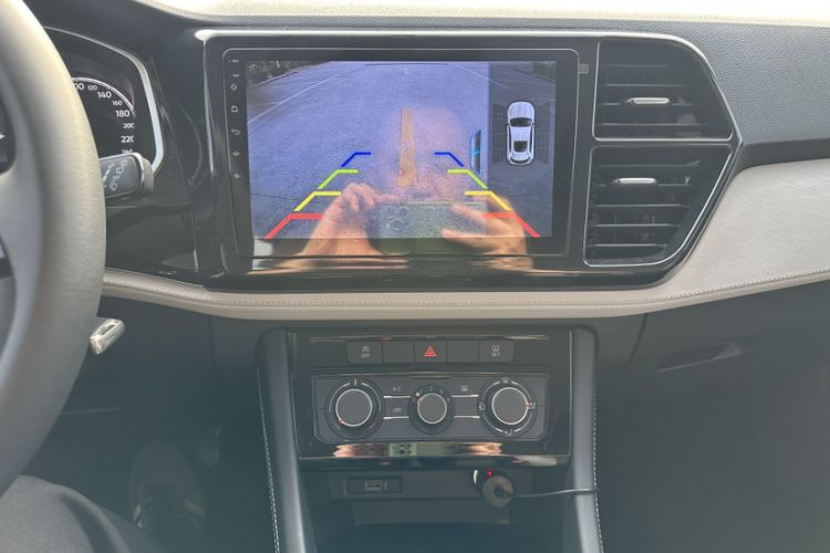 Used Jetta VS5 2023 280TSI Automatic Trend Edition Audio And AC Panel