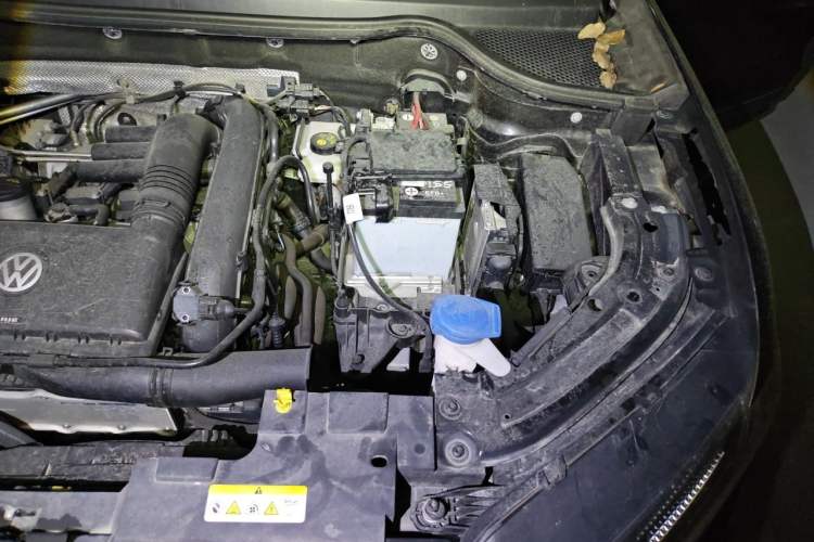 Used Jetta VS5 2023 280TSI Automatic Trend Edition Engine Bay Left