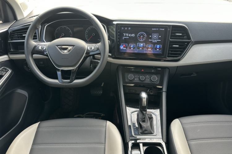 Used Jetta VS5 2023 280TSI Automatic Trend Edition Interior 3