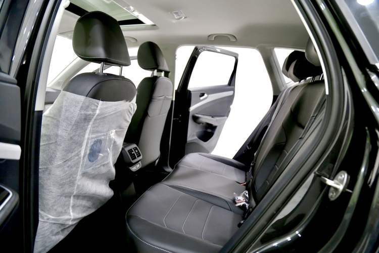 Used Jetta VS5 2023 280TSI Automatic Glory Edition Interior 4
