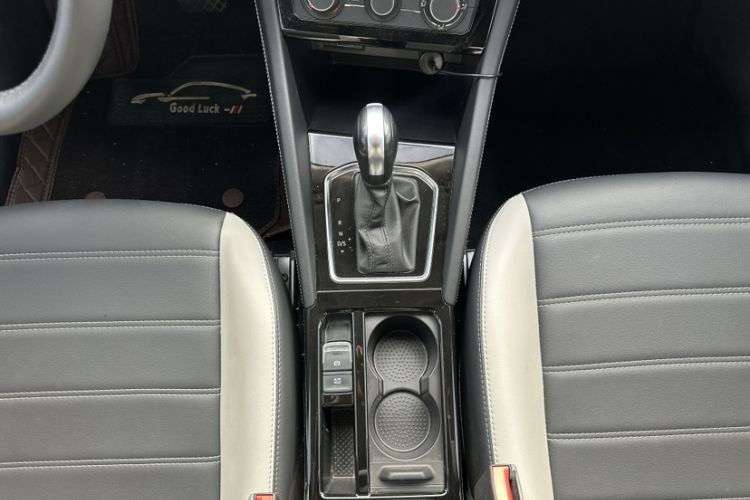 Used Jetta VS5 2023 280TSI Automatic Trend Edition Interior 6