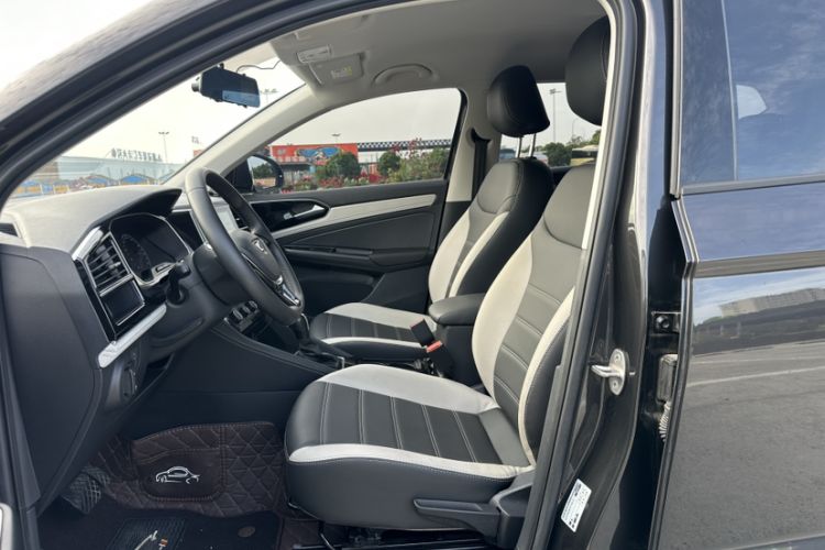 Used Jetta VS5 2023 280TSI Automatic Trend Edition Left Front Seat