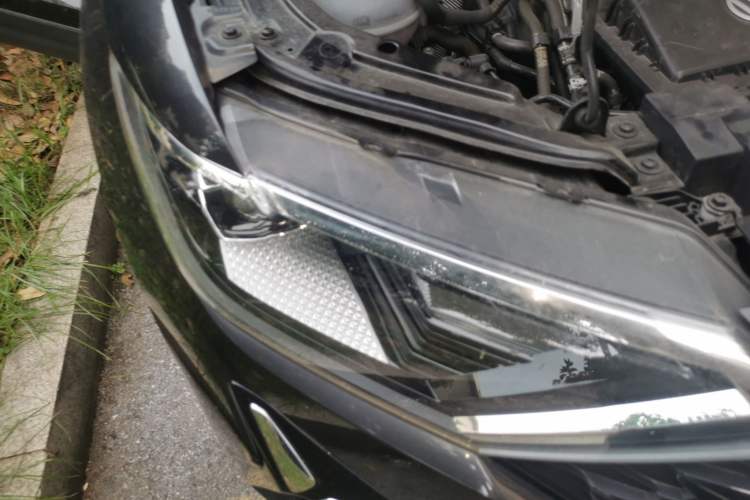 Used Jetta VS5 2023 280TSI Automatic Enjoyment Model Right Front Headlight