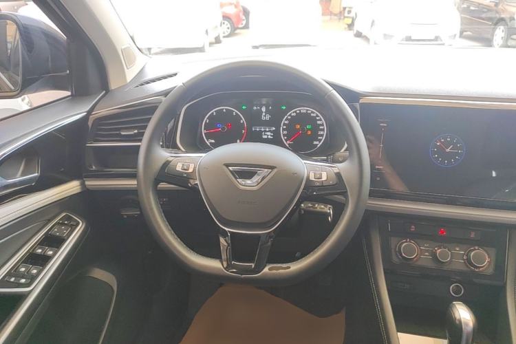 Used Jetta VS5 2023 280TSI Automatic Trend Edition Steering Wheel