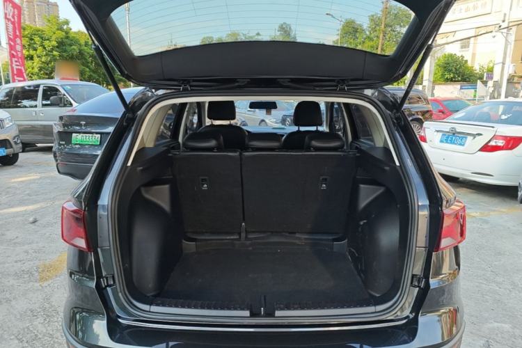 Used Jetta VS5 2023 280TSI Automatic Trend Edition Trunk