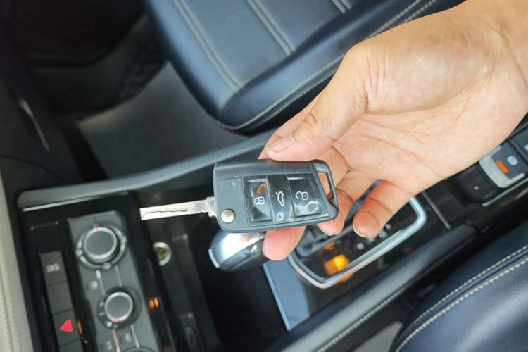 Used Jetta VS5 2023 280TSI Automatic Trend Edition Vehicle Key