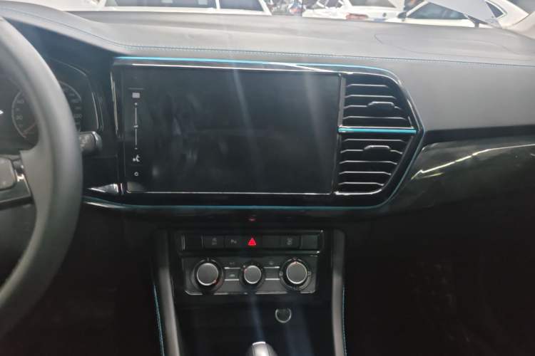 Used Jetta VS5 2023 280TSI Automatic High-Gloss Enjoyment Model Audio And AC Panel