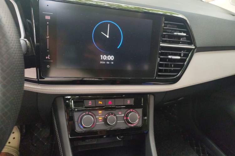 Used Jetta VS5 2023 280TSI Automatic Enjoyment Model Audio And AC Panel