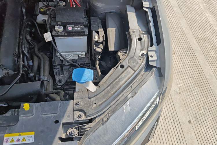 Used Jetta VS5 2023 280TSI Automatic Enjoyment Model Engine Bay Left