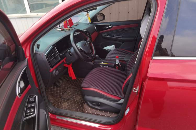 Used Jetta VS5 2023 280TSI Automatic Glory Edition Left Front Seat