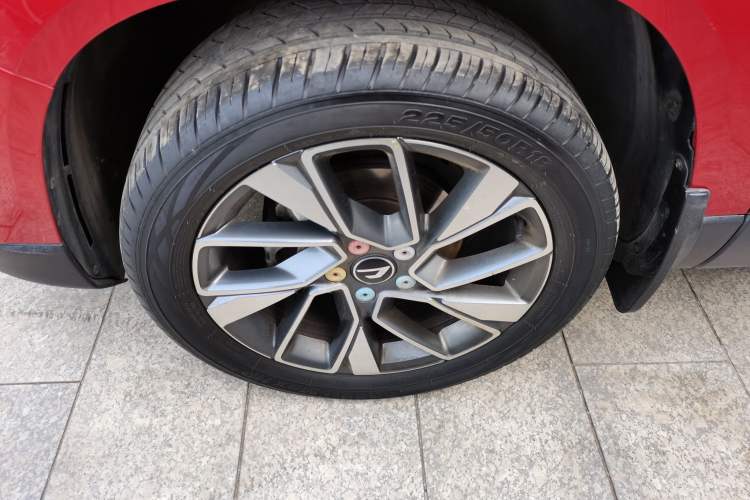 Used Jetta VS5 2023 280TSI Automatic Enjoyment Model Left Front Wheel Hub