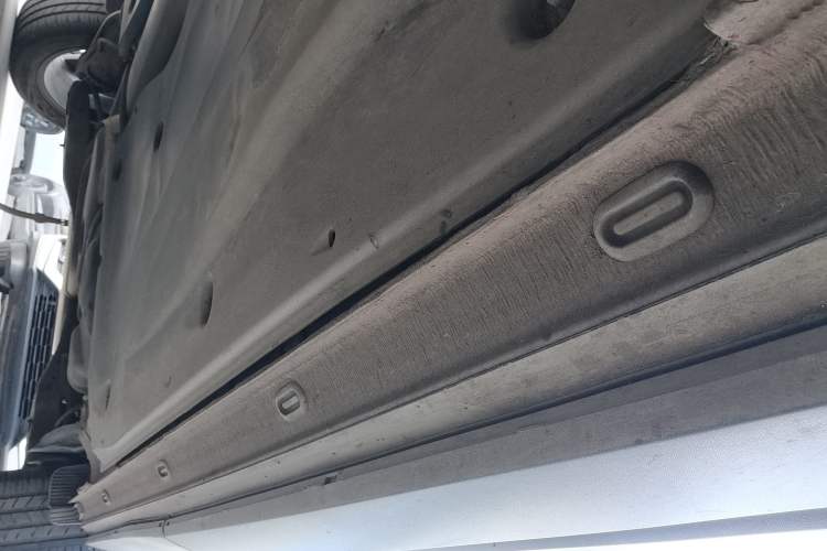 Used Jetta VS5 2023 280TSI Automatic Enjoyment Model Right Side Sill