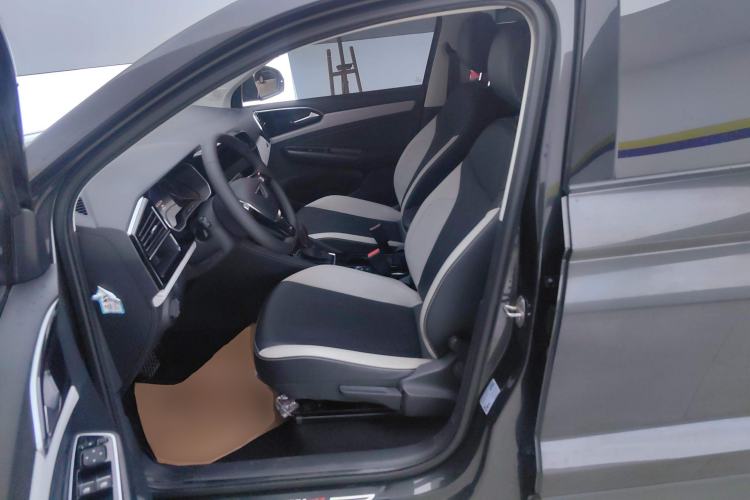 Used Jetta VS5 2023 280TSI Automatic Trend Edition Left Front Seat