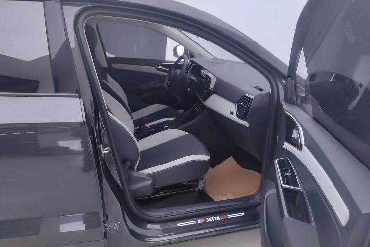 Used Jetta VS5 2023 280TSI Automatic Trend Edition Right Front Seat
