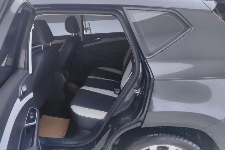 Used Jetta VS5 2023 280TSI Automatic Trend Edition Right Rear Seat