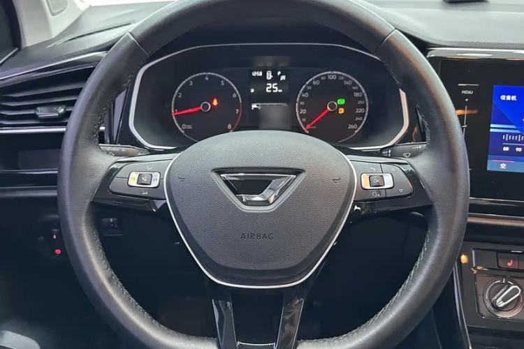 Used Jetta VS5 2023 280TSI Automatic Enjoyment Model Steering Wheel