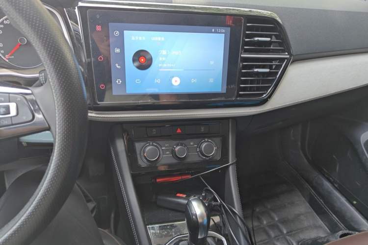 Used Jetta VS5 2023 280TSI Automatic Trend Edition Audio And AC Panel