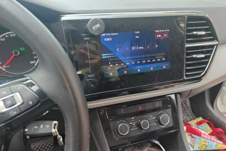 Used Jetta VS5 2023 280TSI Automatic Trend Edition Audio And AC Panel