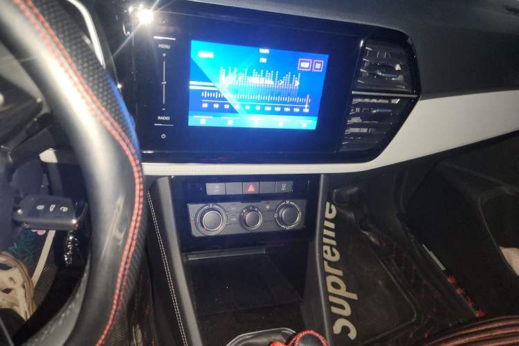 Used Jetta VS5 2023 280TSI Manual Entry-Level Model Audio And AC Panel