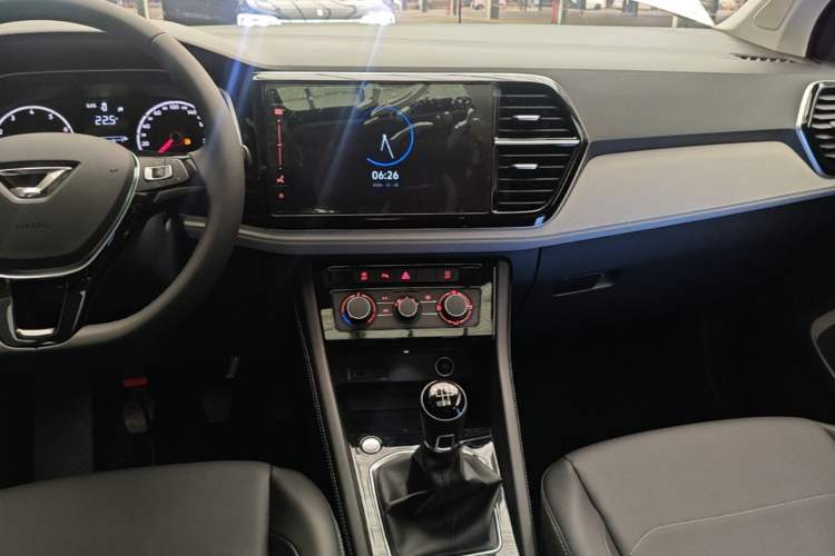 Used Jetta VS5 2023 280TSI Manual Enjoyment Version Audio And AC Panel