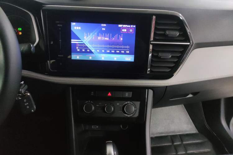 Used Jetta VS5 2023 280TSI Automatic Trend Edition Audio And AC Panel
