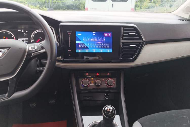 Used Jetta VS5 2023 280TSI Manual Entry-Level Model Audio And AC Panel