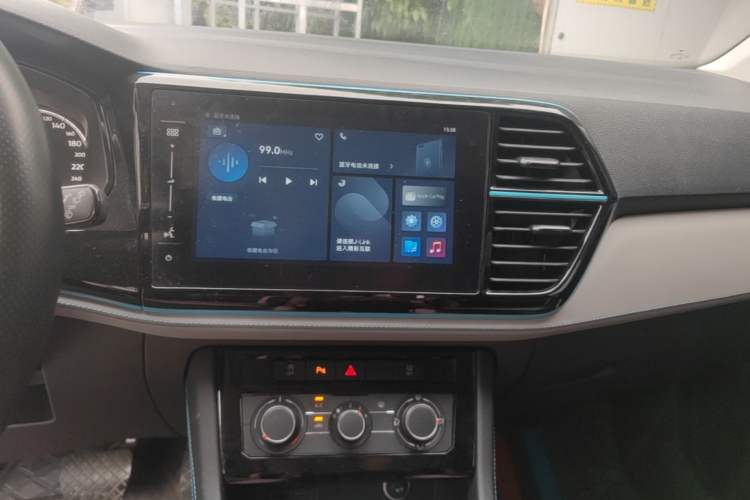 Used Jetta VS5 2023 280TSI Automatic High-Gloss Enjoyment Model Audio And AC Panel
