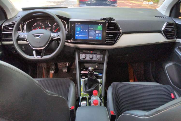 Used Jetta VS5 2023 280TSI Manual Enjoyment Version Center Console