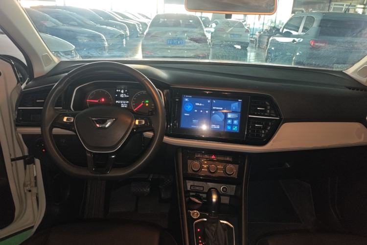 Used Jetta VS5 2023 280TSI Automatic Enjoyment Model Center Console