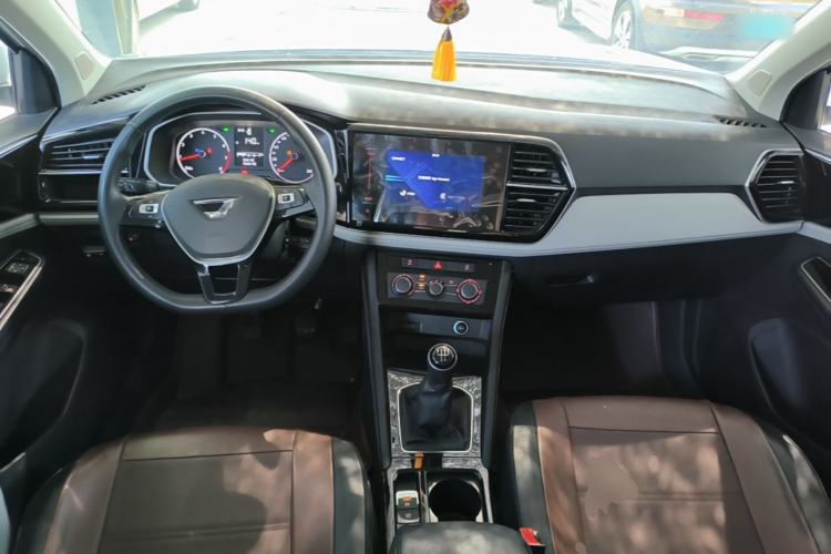 Used Jetta VS5 2023 280TSI Manual Entry-Level Model Center Console