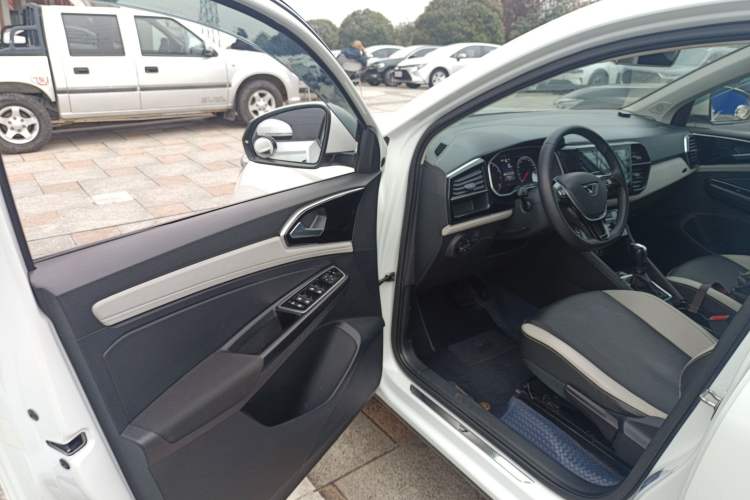 Used Jetta VS5 2023 280TSI Automatic Trend Edition Driver Seat